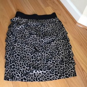 Alfani Ruffed A lime Animal Print Skirt Size 10